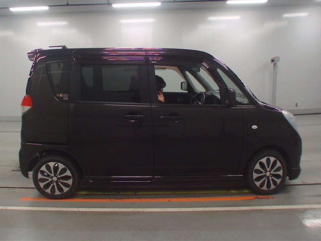 SUZUKI SOLIO 2013