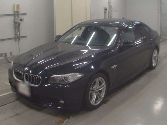 BMW 5 SERIES 2016