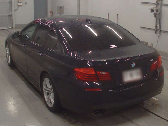 BMW 5 SERIES 2016