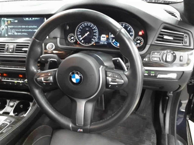 BMW 5 SERIES 2016