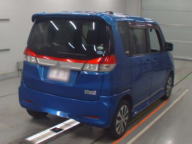 MITSUBISHI DELICA D2 2014