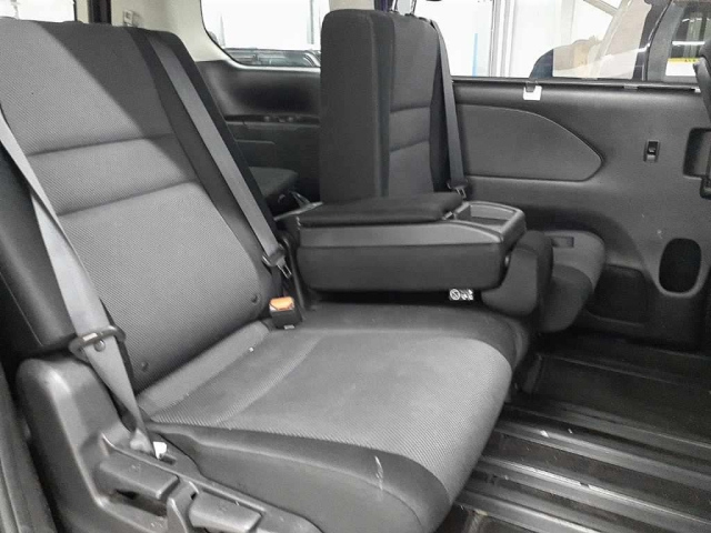 NISSAN SERENA 2021