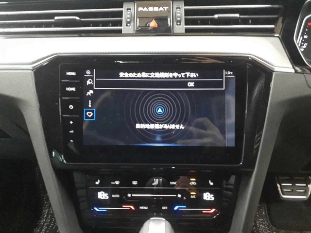 VOLKSWAGEN PASSAT VARIANT 2022