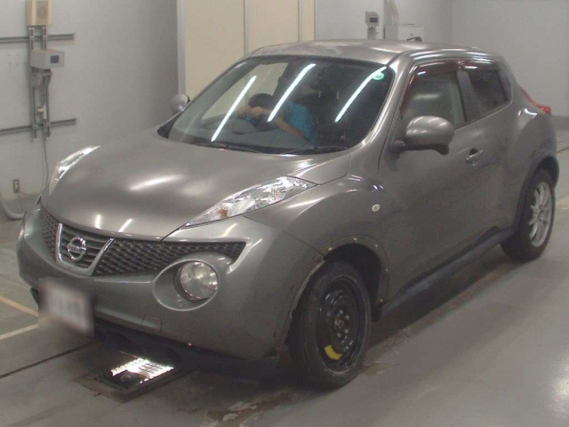NISSAN JUKE 2010