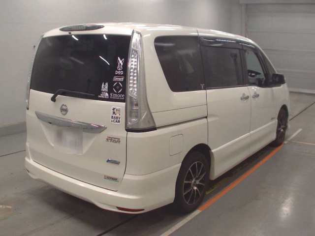 NISSAN SERENA 2013