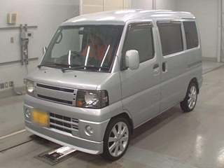 NISSAN CLIPPER VAN 2010