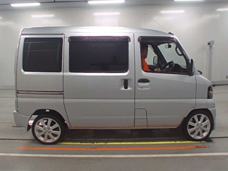NISSAN CLIPPER VAN 2010