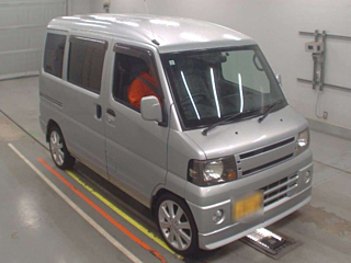 NISSAN CLIPPER VAN 2010