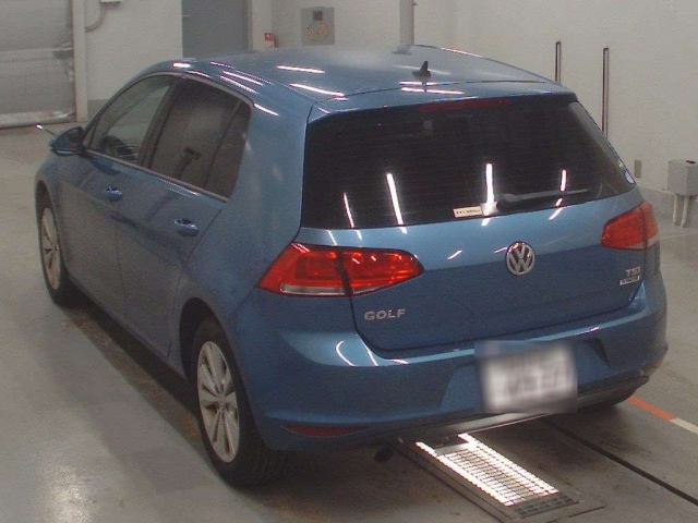 VOLKSWAGEN GOLF 2015