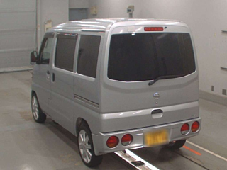 NISSAN CLIPPER VAN 2010