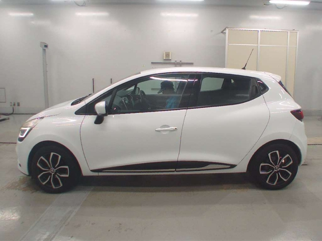 RENAULT LUTECIA 2017