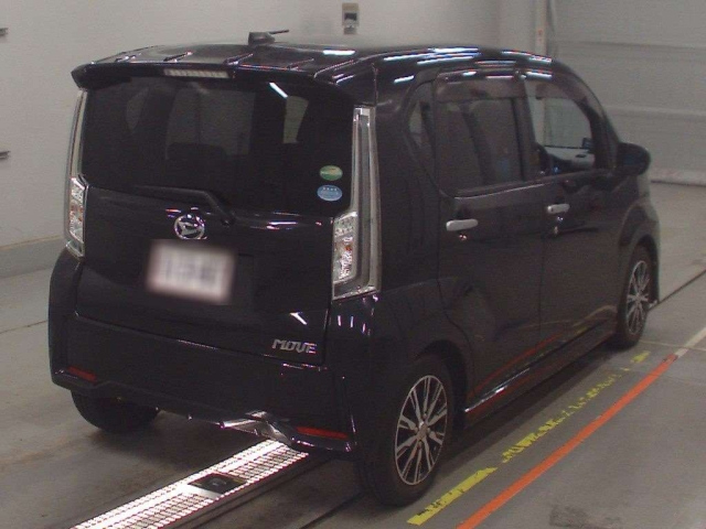 DAIHATSU MOVE 2018