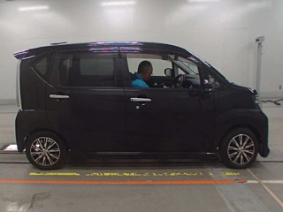 DAIHATSU MOVE 2018