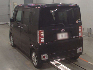 DAIHATSU WAKE 2018