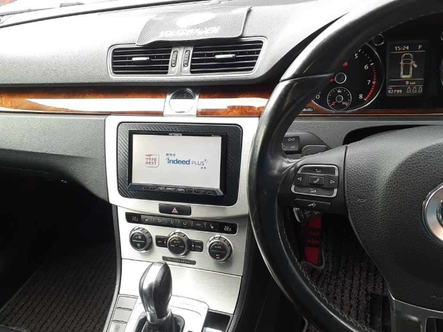 VOLKSWAGEN PASSAT VARIANT 2013