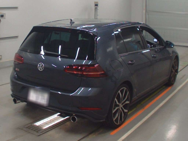 VOLKSWAGEN GOLF 2019