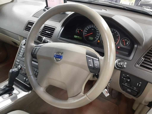 VOLVO XC90 2010