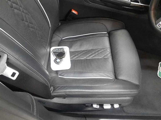 BMW 7 SERIES 2021