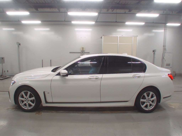 BMW 7 SERIES 2021