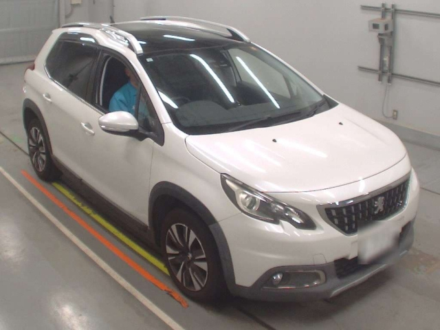 PEUGEOT 2008 2017