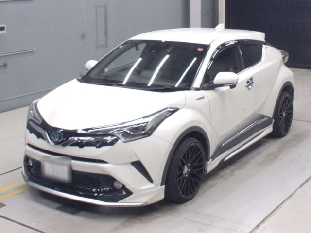 TOYOTA C-HR 2018