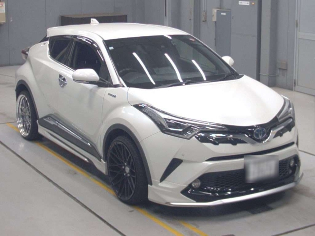 TOYOTA C-HR 2018