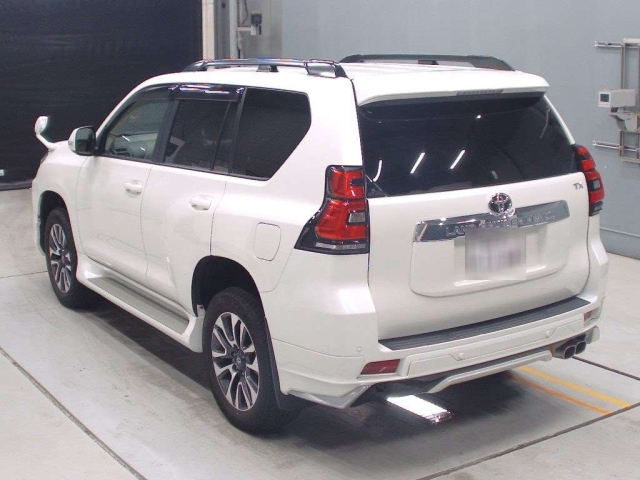 TOYOTA LAND CRUISER PRADO 2022