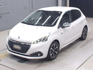 PEUGEOT 208 2018