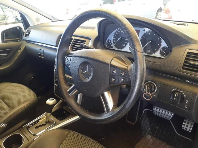 MERCEDES BENZ B CLASS 2008