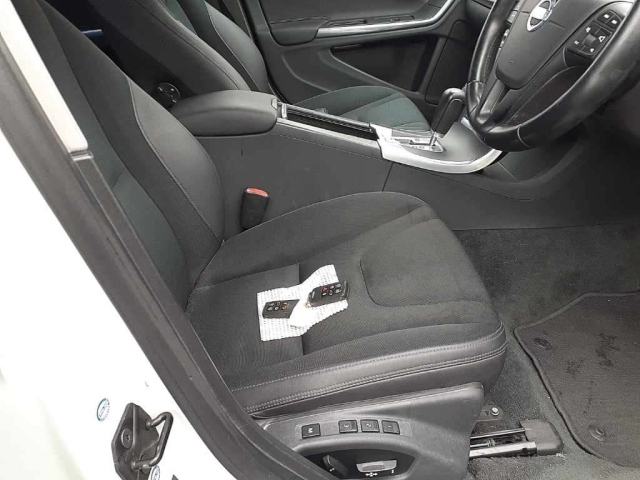 VOLVO S60 2012