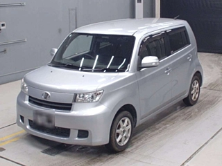 TOYOTA BB 2016