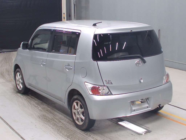 TOYOTA BB 2016