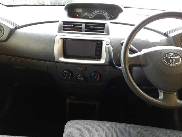 TOYOTA BB 2016