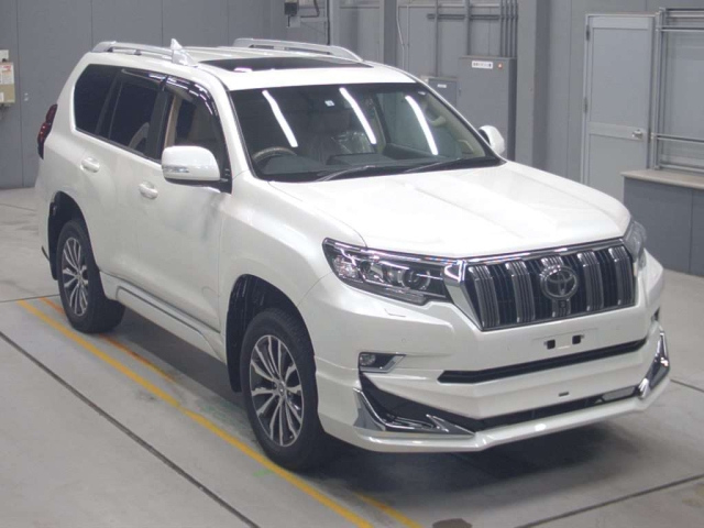 TOYOTA LAND CRUISER PRADO 2020