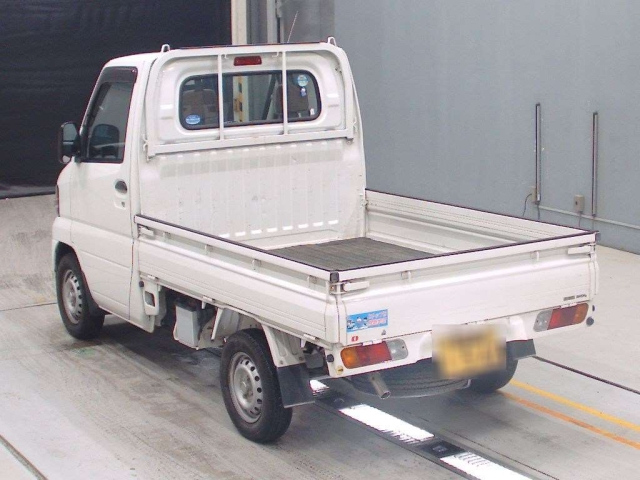 NISSAN CLIPPER TRUCK 2010