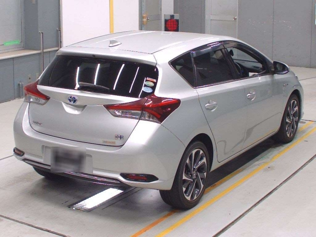 TOYOTA AURIS 2016