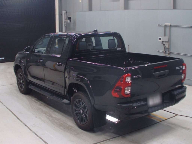 TOYOTA HILUX 2025