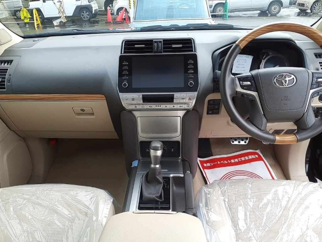TOYOTA LAND CRUISER PRADO 2020