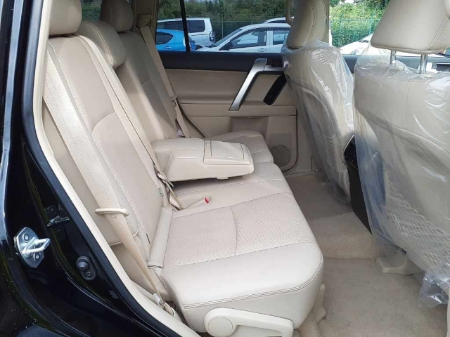 TOYOTA LAND CRUISER PRADO 2020