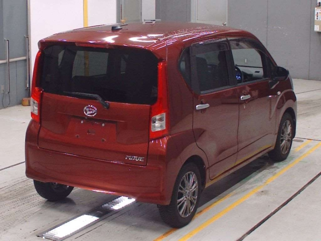 DAIHATSU MOVE 2018