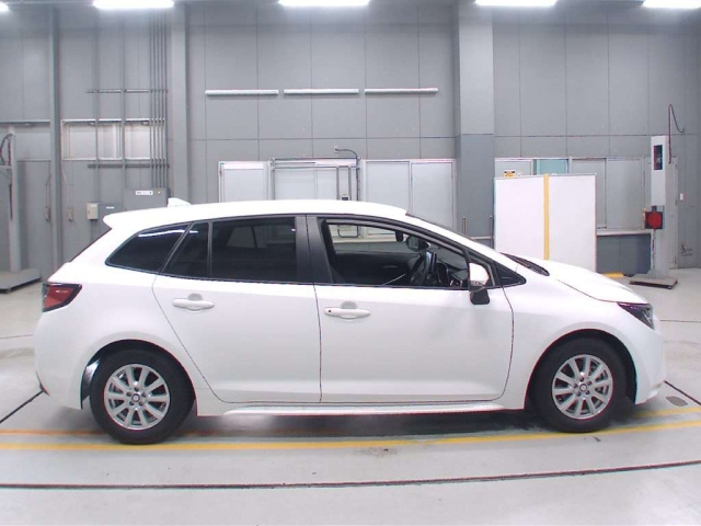 TOYOTA COROLLA TOURING 2025