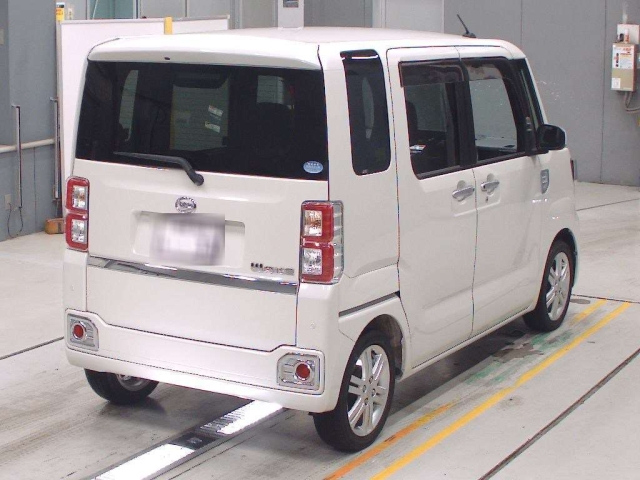 DAIHATSU WAKE 2018