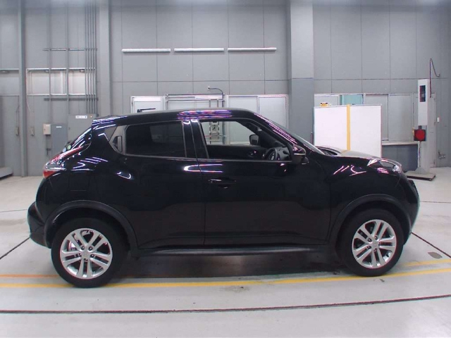 NISSAN JUKE 2015