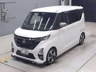 NISSAN ROOX 2022