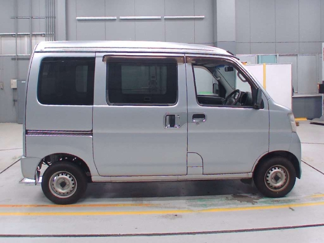 DAIHATSU HIJET VAN 2015