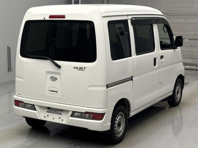 DAIHATSU HIJET VAN 2021