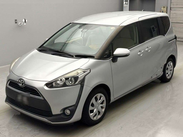 TOYOTA SIENTA 2017