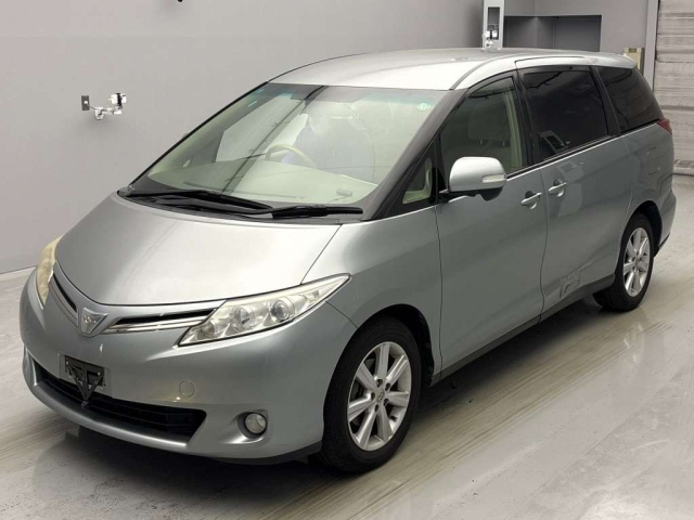 TOYOTA ESTIMA 2009