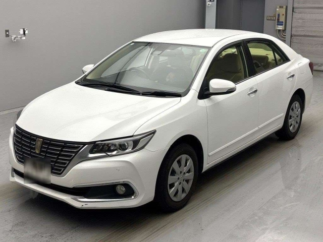 TOYOTA PREMIO 2019