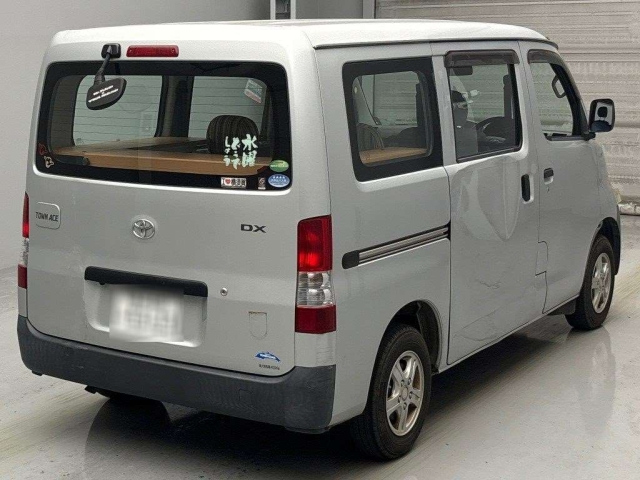 TOYOTA TOWN ACE VAN 2018
